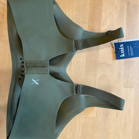 Knix Catalyst Sports Bra, size M - Picture 2 of 4